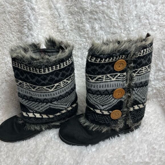 Muk Luks Winter Boots reversal Blk faux suede,navy blue knit & gray faux… - Picture 4 of 12